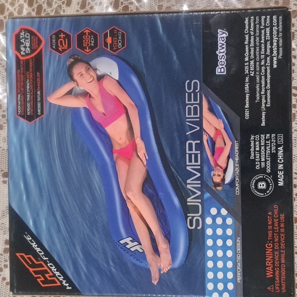 Hydro-Force one lounge - Picture 2 of 3